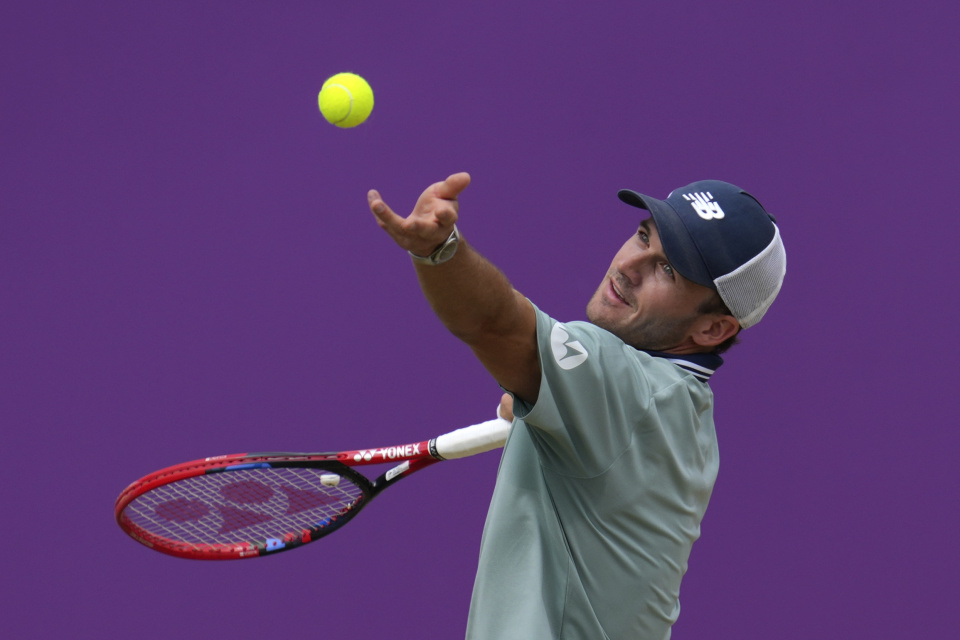 体育2023年12月22日《体育新闻》完整版