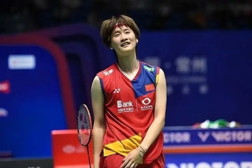 库里在场上 库里在场上