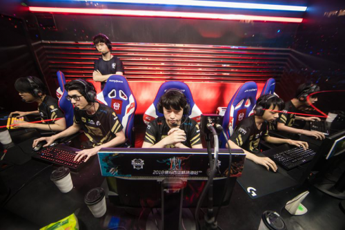 次精准反击 次精准反击