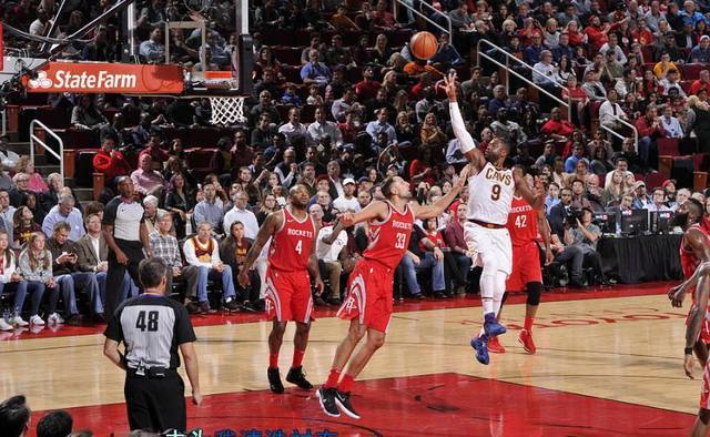 观众席上的 观众席上的