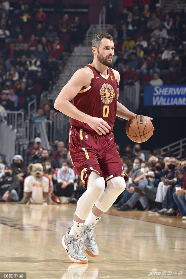 劲射破门 劲射破门