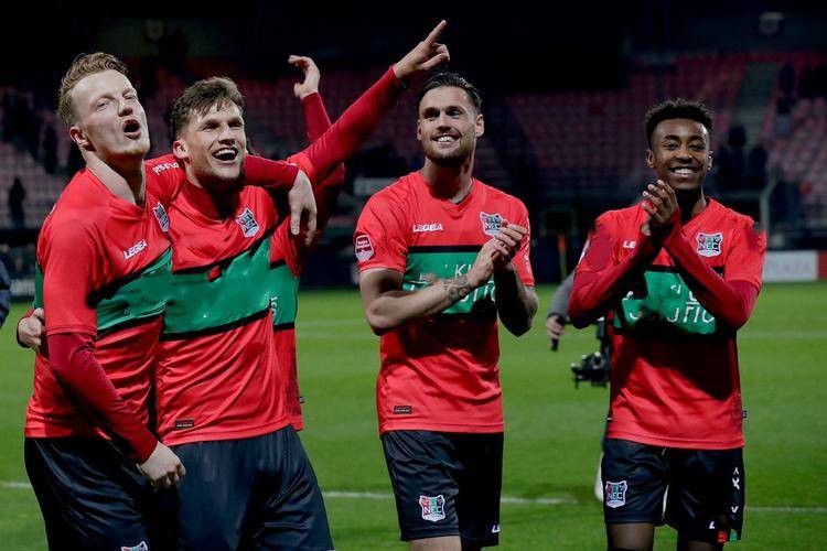 主场窗口 主场窗口